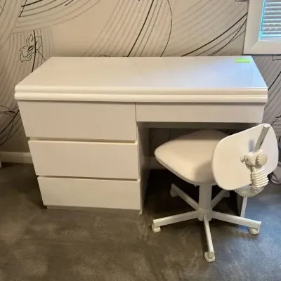 Bedroom Furniture: Set of desk, chair, dresser with bookshelves. Perfect for teens.