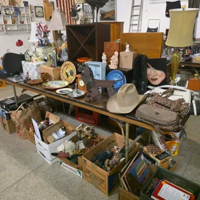 Estate sale photo