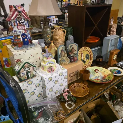 Estate sale photo