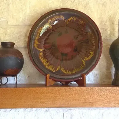 Ceramic and pottery decorative items 