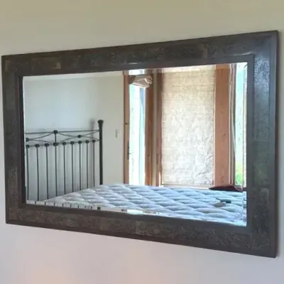 Decorative wall mirror - 