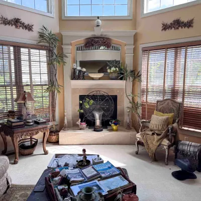 Sale Photo Thumbnail #175