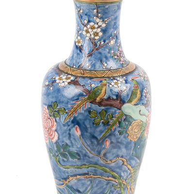 Sale Photo Thumbnail #172: Chinese Porcelain Vase With Birds.