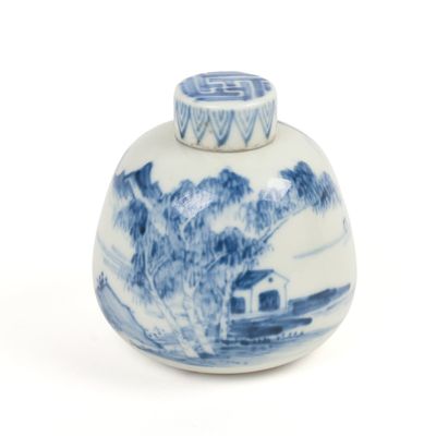 Sale Photo Thumbnail #86: Chinese Blue and White Porcelain Tea Caddy