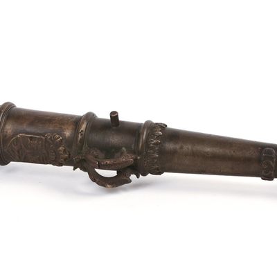 Sale Photo Thumbnail #50: Continental Bronze Signal Cannon.