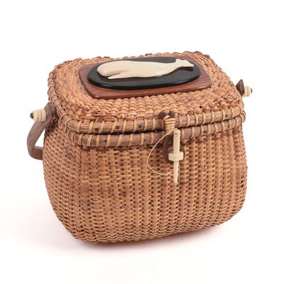 Sale Photo Thumbnail #341: Nantucket Maid Basket.