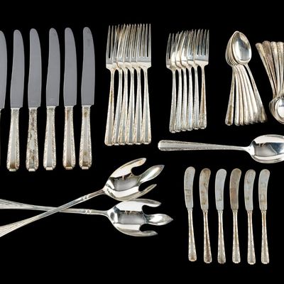 Sale Photo Thumbnail #274: Towle Sterling Silver Flatware Thirty Eight Piece Set