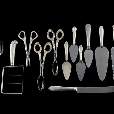 Sale Photo Thumbnail #264: Fourteen Sterling Silver Handled Serving