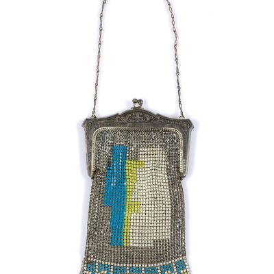 Sale Photo Thumbnail #288: Whiting & Davis Co. Enamel Mesh Purse