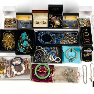 Sale Photo Thumbnail #109: Costume Jewelry incl. Joan Rivers