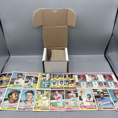 (140+) 1976 Topps Baseball Cards W/ Some Stars - Varying Conditions