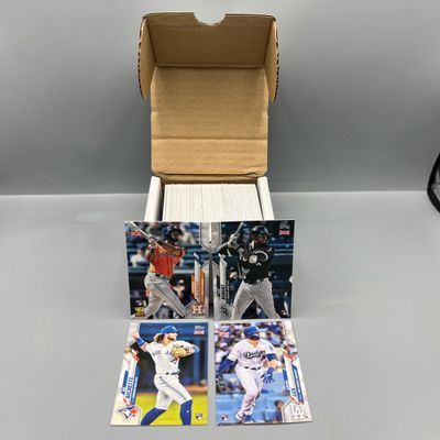 2020 Topps UK Edition Baseball Complete 200 Card Set W/ Bo Bichette RC, Gavin Lux RC, Yordan Alvarez RC, & Luis Robert RC
