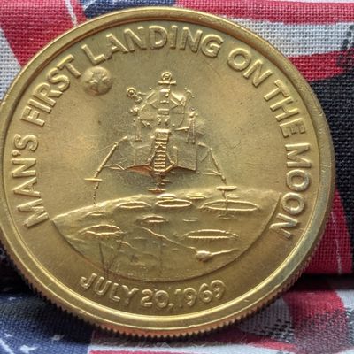 Sale Photo Thumbnail #292: Apollo 11 Moon Landing Commemorative Token