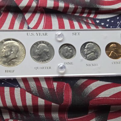 Sale Photo Thumbnail #189: 1968 Year Set with 40% Silver Kennedy Half Dollar