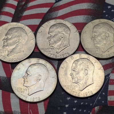Sale Photo Thumbnail #5: (5) 1976 P&D Bicentennial Eisenhower Dollars