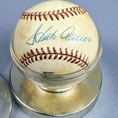 Sale Photo Thumbnail #4: Hank Aaron Signed Official National League Baseball
