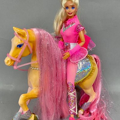 Sale Photo Thumbnail #404: 1996 Mattel Flying Hero Horse & Barbie Doll