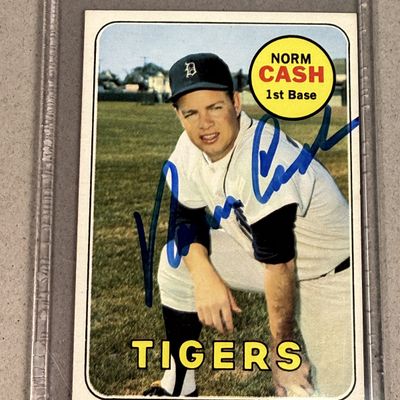 Sale Photo Thumbnail #24: Topps 1969 Norm Cash Signed Baseball Card
