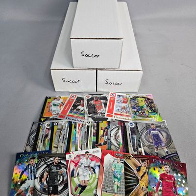 Sale Photo Thumbnail #97: Panini Topps & Upper Deck Soccer Trading Cards