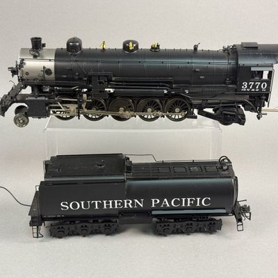 Sale Photo Thumbnail #250: Southern Pacific 3770 Santa Fe Locomotive & Tender