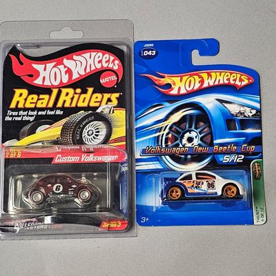 Sale Photo Thumbnail #72: 2 Mattel Hot Wheels Die-Cast Volkswagen Vehicles