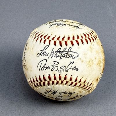 Sale Photo Thumbnail #5: Detroit Tigers 1983 Multi-Signed Baseball
