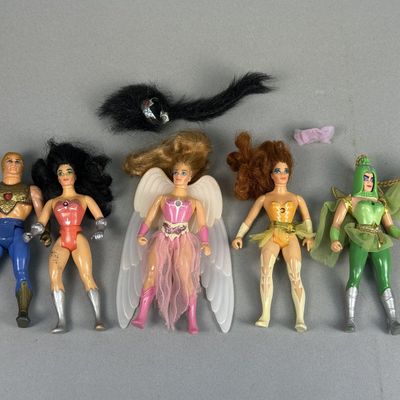 Sale Photo Thumbnail #298: 5 Mattel Plastic Vintage She-Ra Action Figures