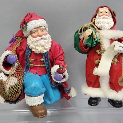 Sale Photo Thumbnail #377: Possible Dreams Clothtique Santa Claus Figurines