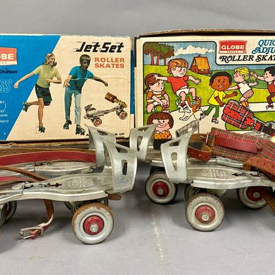 Sale Photo Thumbnail #476: 2 Globe Keyless Roller Skates