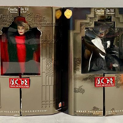 Sale Photo Thumbnail #436: Mattel Great Villains Cruella De Vil Dolls