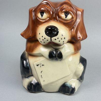 Sale Photo Thumbnail #218: McCoy Ceramic Beagle Cookie Jar