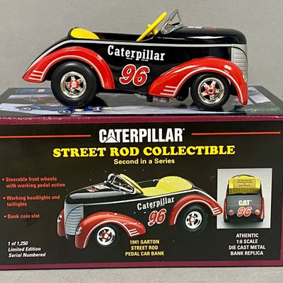 Sale Photo Thumbnail #495: Norscot Caterpillar Diecast Pedal Car Bank