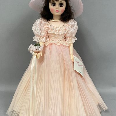 Sale Photo Thumbnail #461: Madame Alexander Elise Bridesmaid Doll