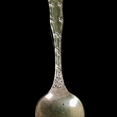 Tiffany & Co. Sterling Silver English King Pattern Teaspoon