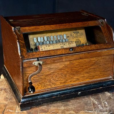 Chautauqua Roller Organ by the Autophone Company