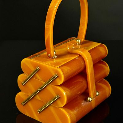 Vintage Marbled Butterscotch Lucite Three-Tier Accordion Handbag