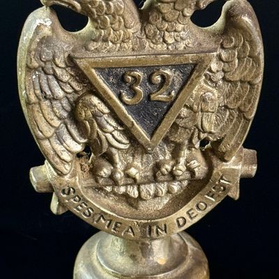Jo. Levinson Masonic Scottish Rite 32nd Degree Double Headed Eagle Cast Metal Paperweight