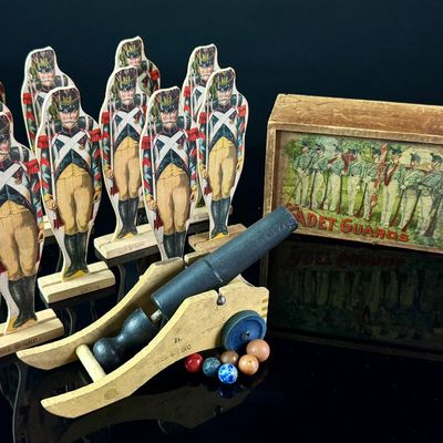 Selchow and Righter The Cadet Guards Target Game with Patented Fred Spring Cannon