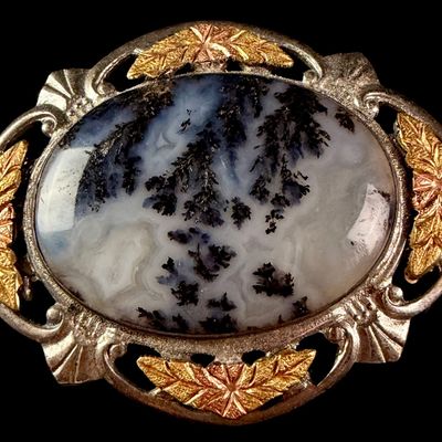 Sale Photo Thumbnail #84: Sterling Silver and Tricolor Gold Dendritic Agate Brooch
