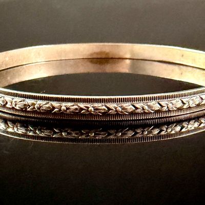 Sale Photo Thumbnail #189: Vintage Sterling Silver Floral Relief Bangle Bracelet