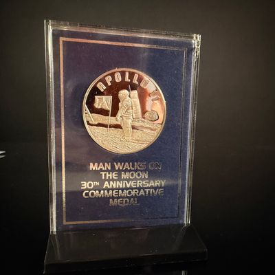 Sale Photo Thumbnail #162: US 1999 Apollo 11 30th Anniversary Medal, Sterling Silver