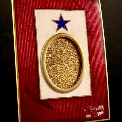 Sale Photo Thumbnail #5: American WWI Enameled Blue Star Service Flag Desktop Picture Frame