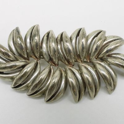 Sale Photo Thumbnail #46: Handmade Sterling Brooch, Puka Shell Shaped