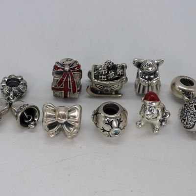Sale Photo Thumbnail #217: 8 Sterling Christmas Modern Charms