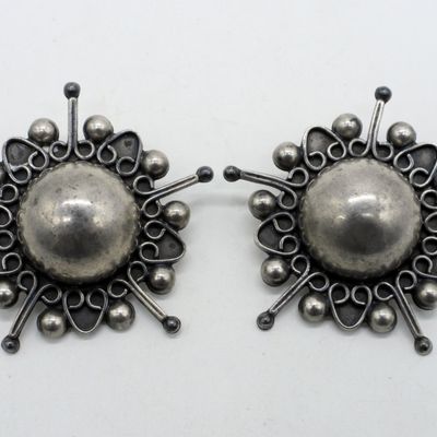 Sale Photo Thumbnail #260: Dulce Mexico 925 Clip On Earrings