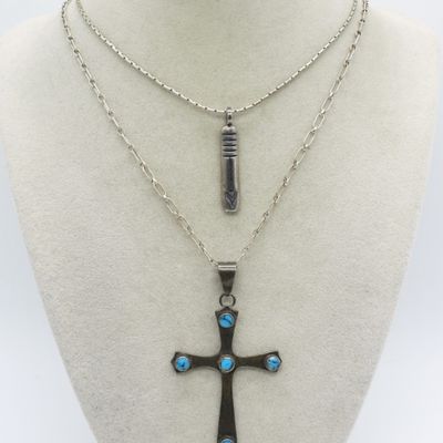 Sale Photo Thumbnail #304: Native American 925 Pendants & Chains