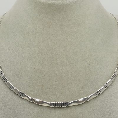 Sale Photo Thumbnail #10: GB Marked Navajo Sterling Necklace