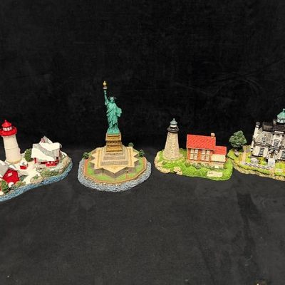 Sale Photo Thumbnail #451: 4 Harbour Lights NY Lighthouse Figures