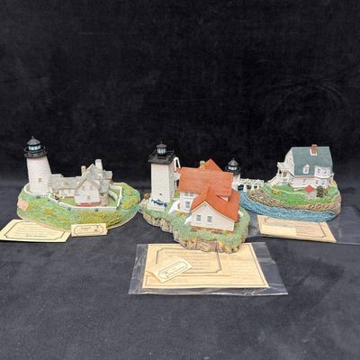 Sale Photo Thumbnail #362: Harbour Lights Maine Lighthouse Figurines Three Marshall Point