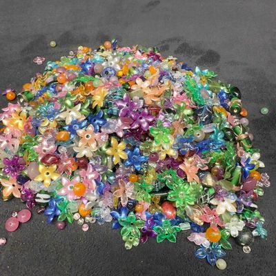 Sale Photo Thumbnail #314: Jewelry Making Bundle Kit of Plastic Beads Flower Jewels Gems Collection
